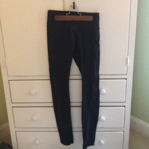 Lululemon wunder under Motto leggings